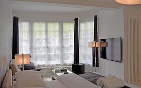 Villa Castel Chambres D'Hotes B&B